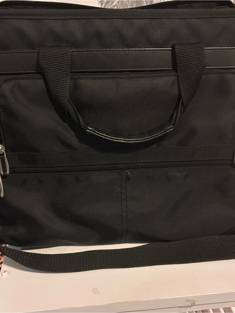 Black Men’s computer Shoulder Bag - Classic Carry